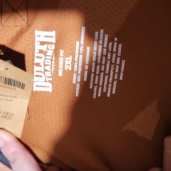 NWT Men's Duluth Trading Co Shirt - Picture 4 of 4